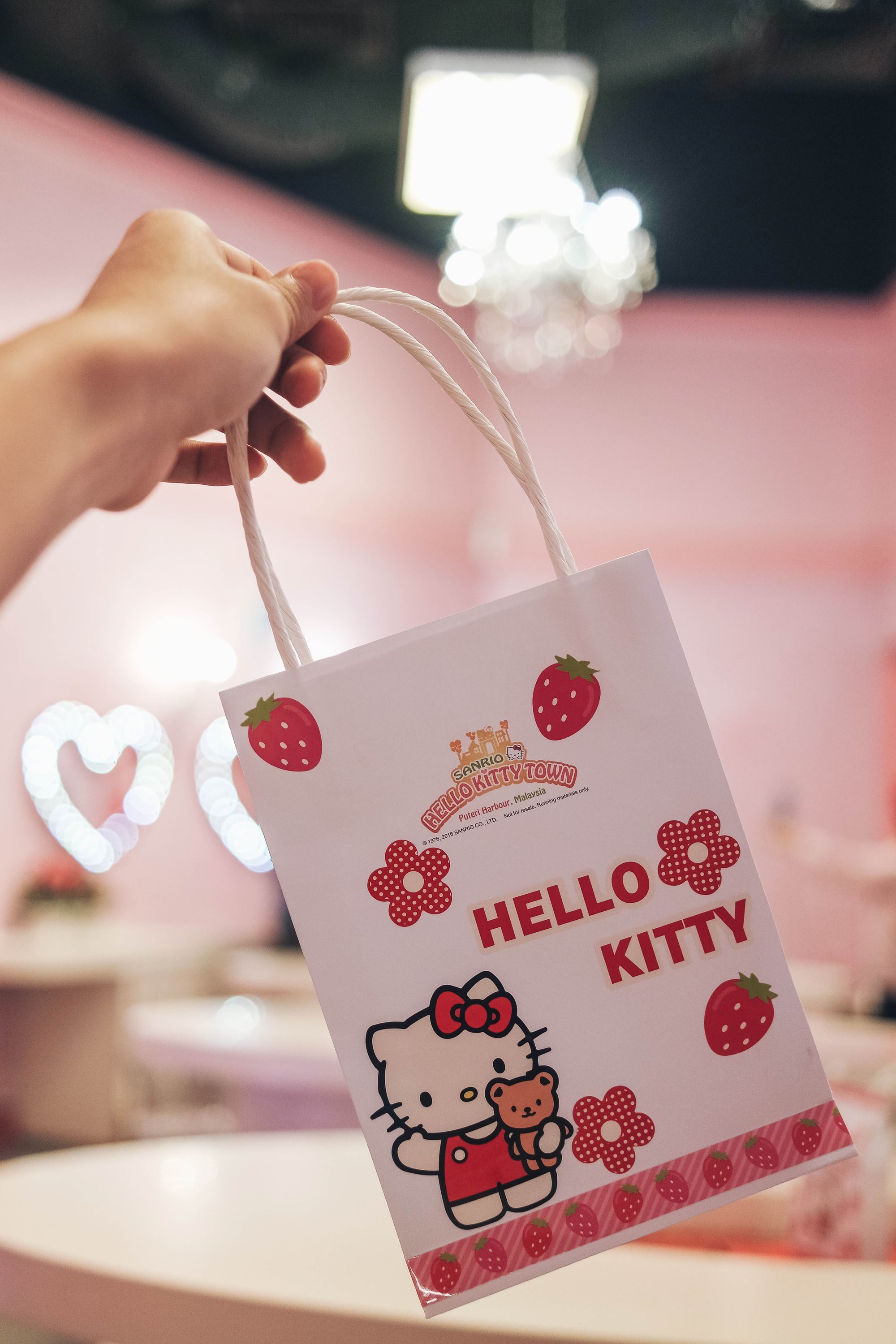 Sanrio Hello Kitty Town - Wishful Studio