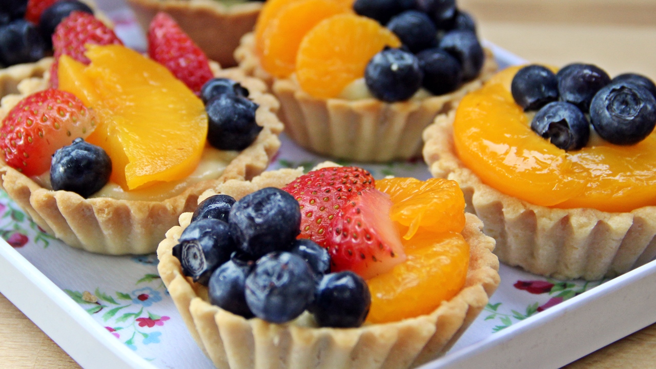 thanksgiving fruit tart