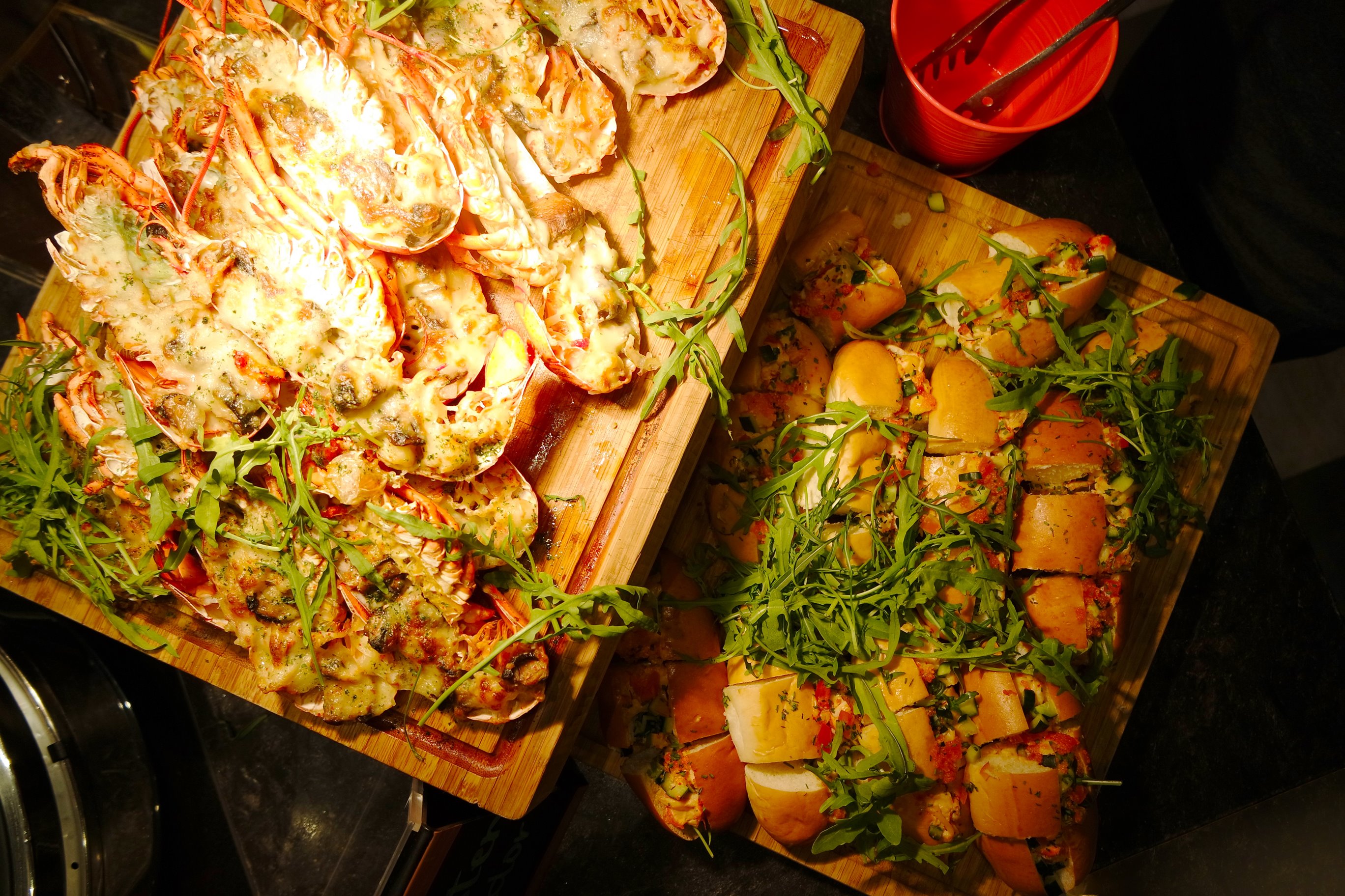 Lobster's Buffet on Wednesday - Baked Cheese Lobster & Lobster Roll