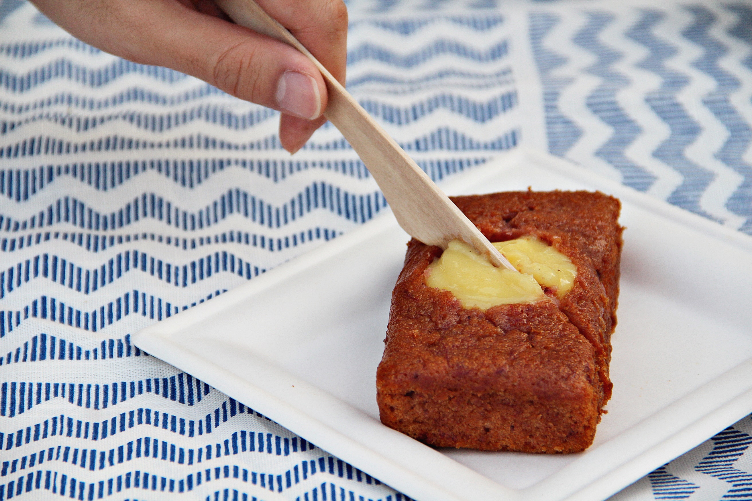 Raspberry Loaf Cake with Lemon Curd 