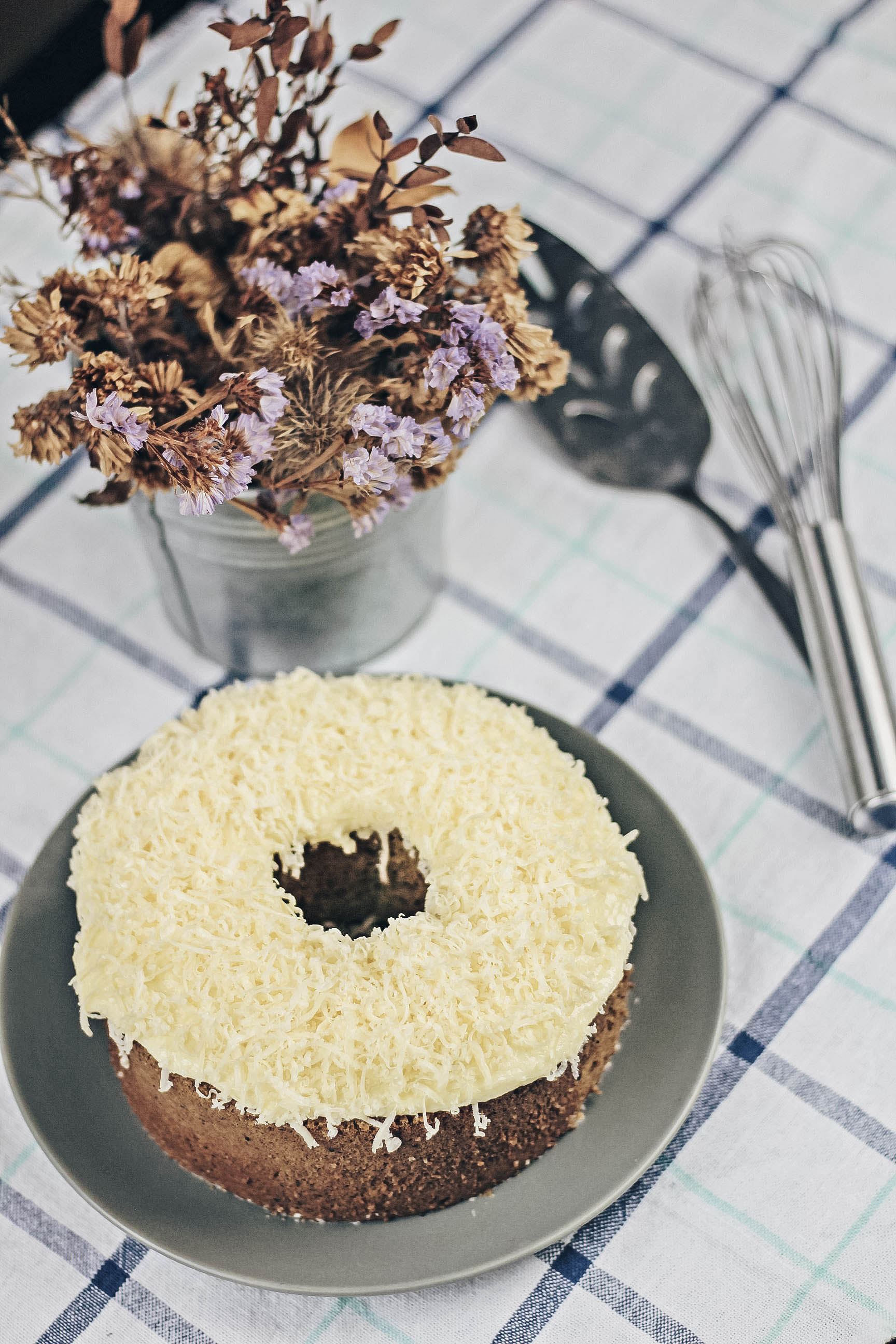 Jasmine Green Tea Chiffon Cake with Cheese