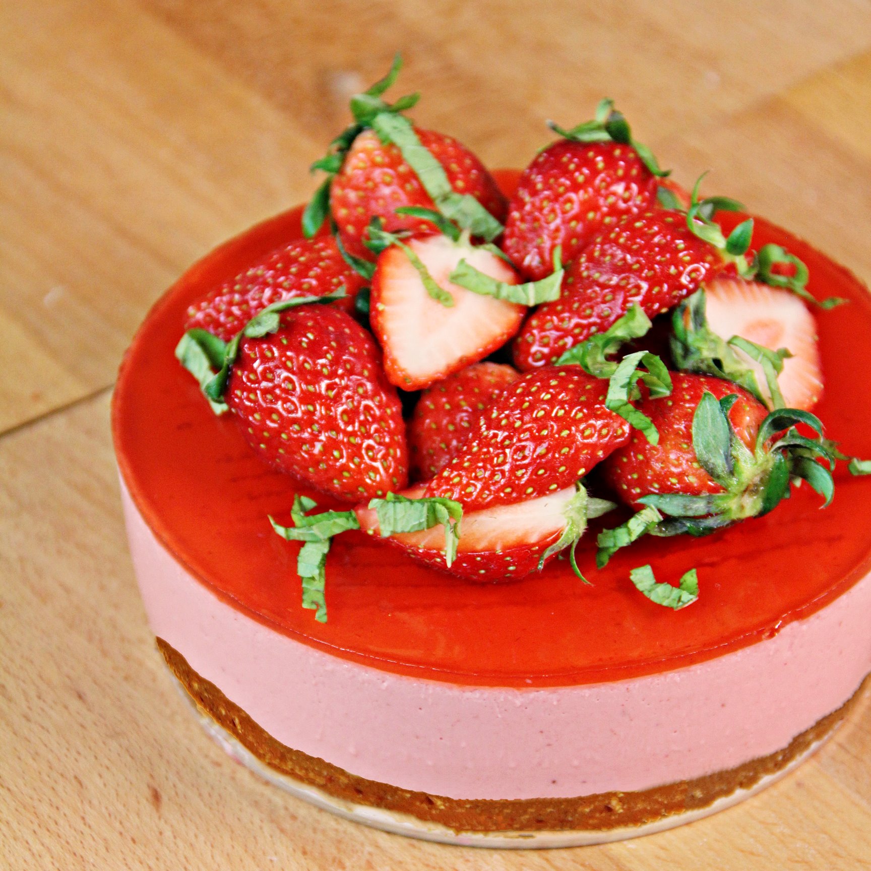 Strawberry Cheesecake ストロベリーチーズケーキ - Japanese-Inspired