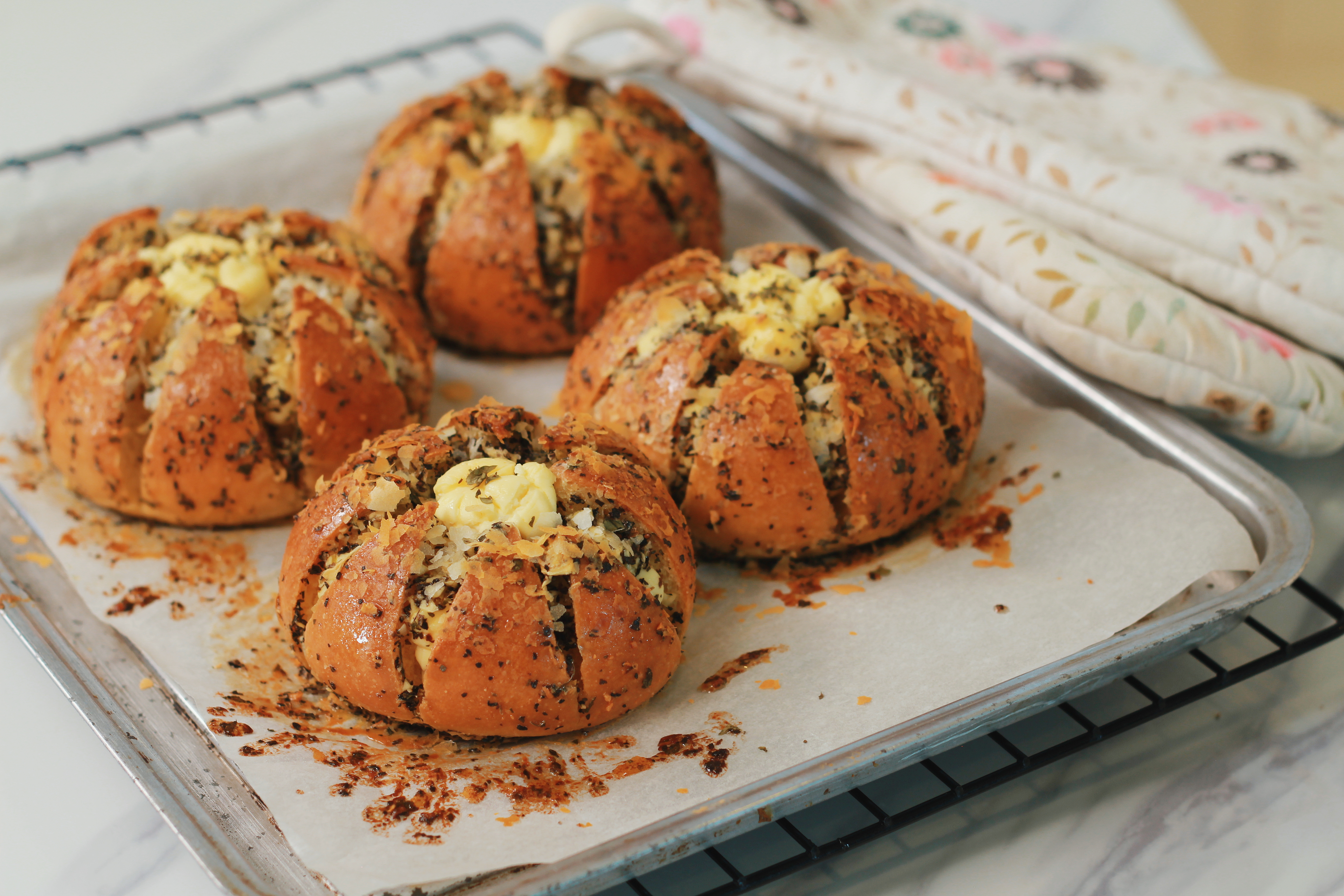 Cream Cheese Garlic Bread ìœ¡ìª½ë§ˆëŠ˜ë¹µ Thezonghan