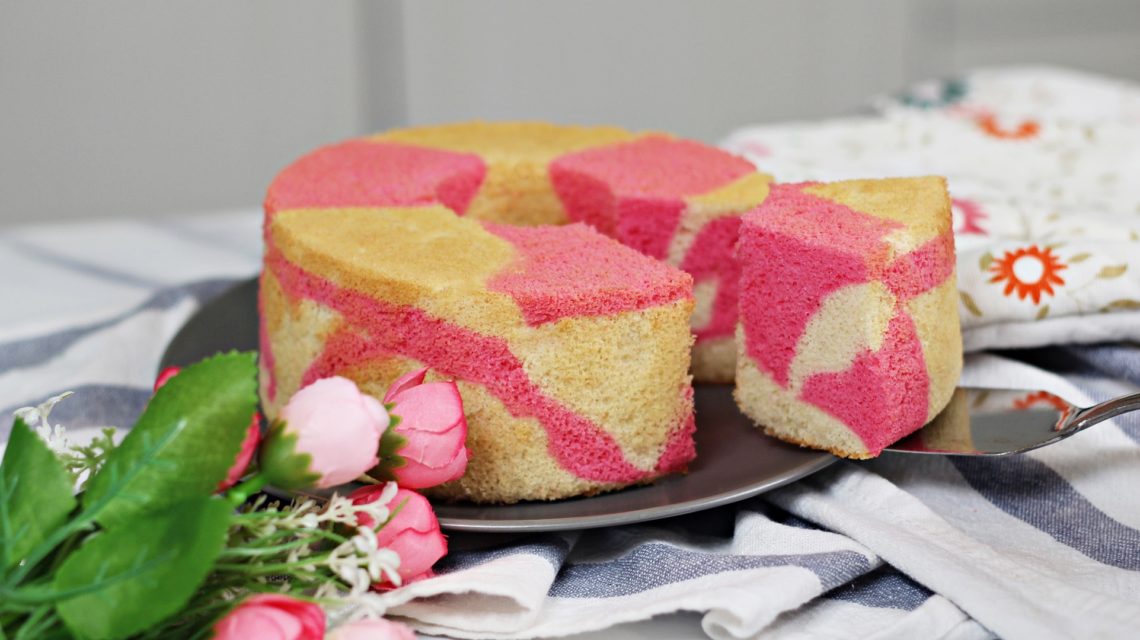 Two-tone Strawberry Chiffon Cake